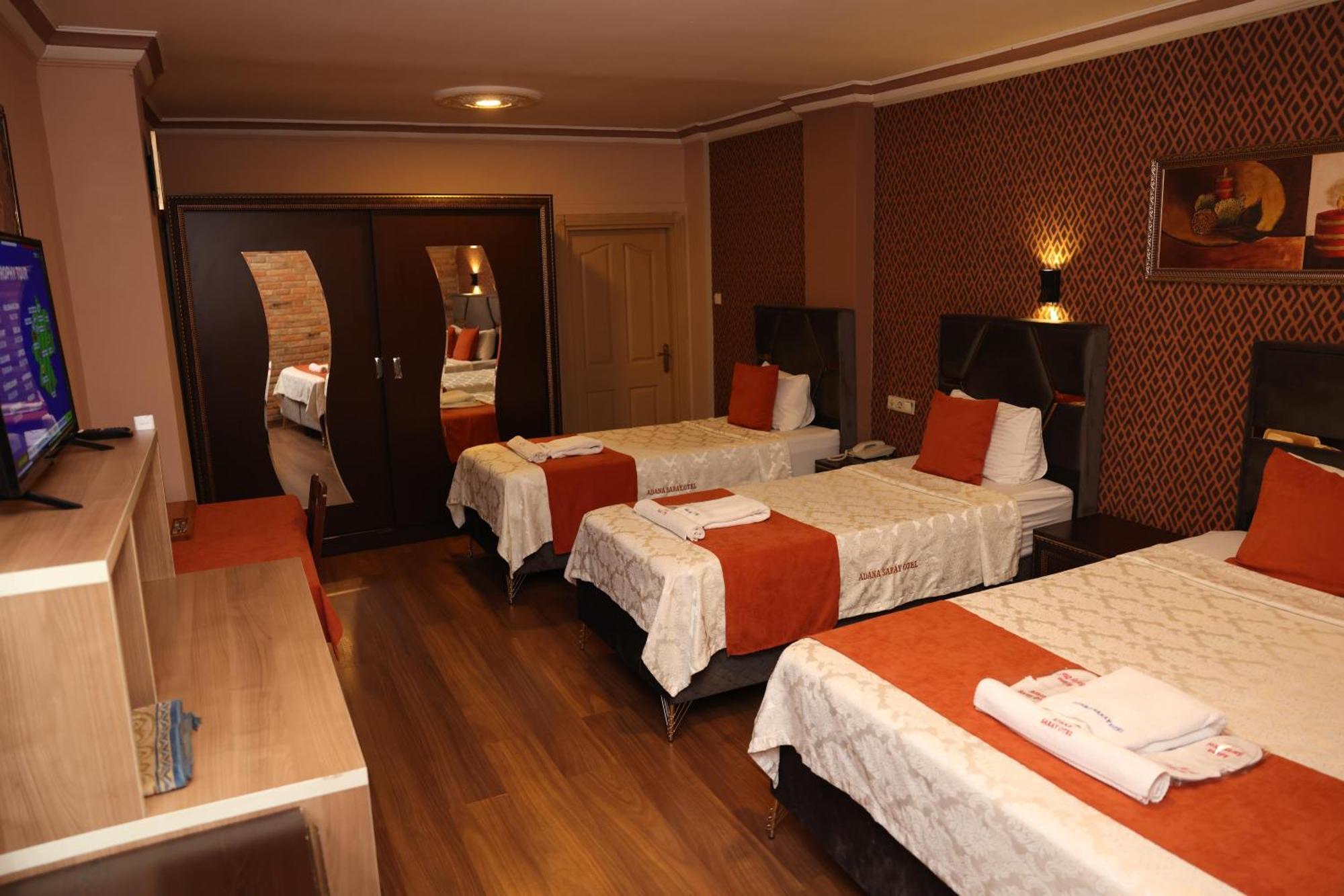 Adana Saray Hotel Extérieur photo