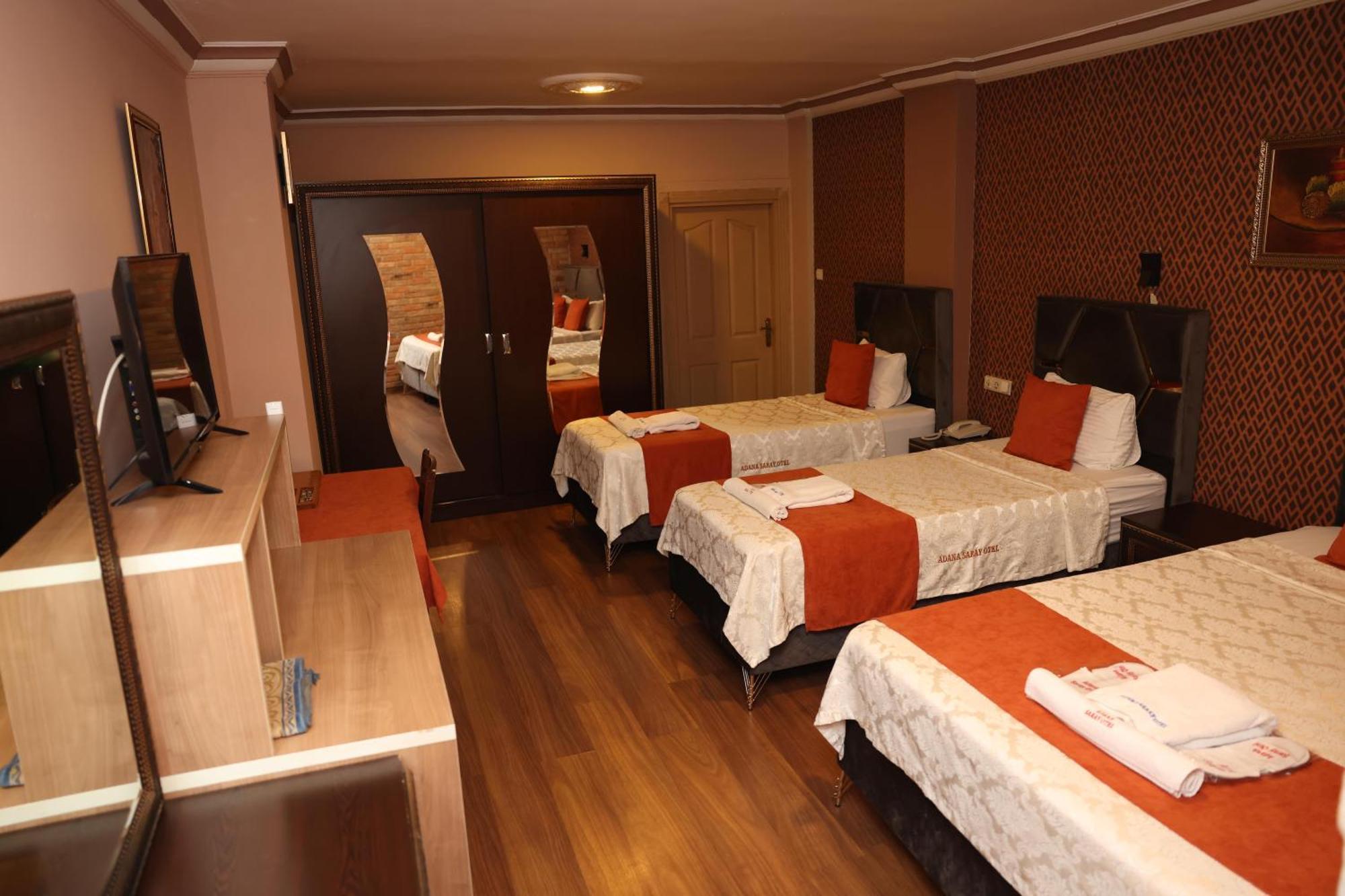 Adana Saray Hotel Extérieur photo