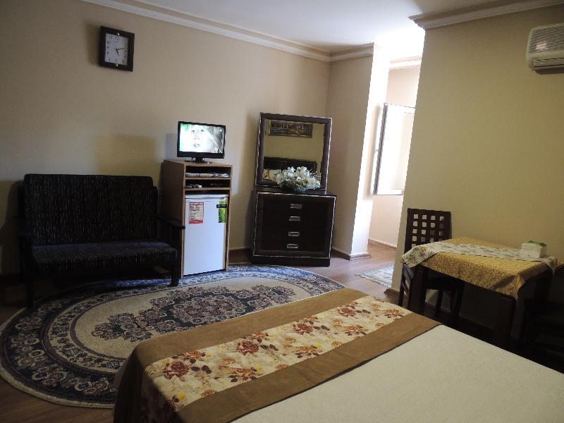 Adana Saray Hotel Extérieur photo