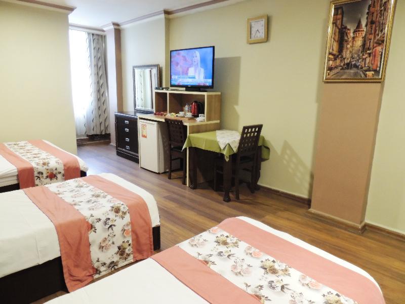 Adana Saray Hotel Extérieur photo