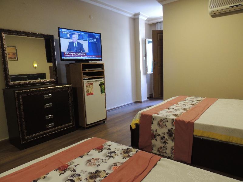 Adana Saray Hotel Extérieur photo
