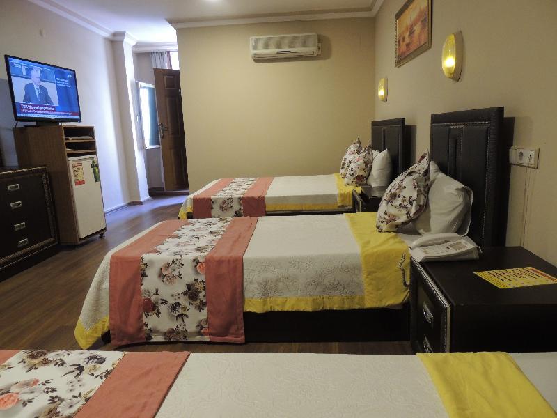 Adana Saray Hotel Extérieur photo